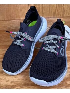 Oofos Black Lightweight Athletic Sneakers Black & White Pink Accents Size 8 NWT